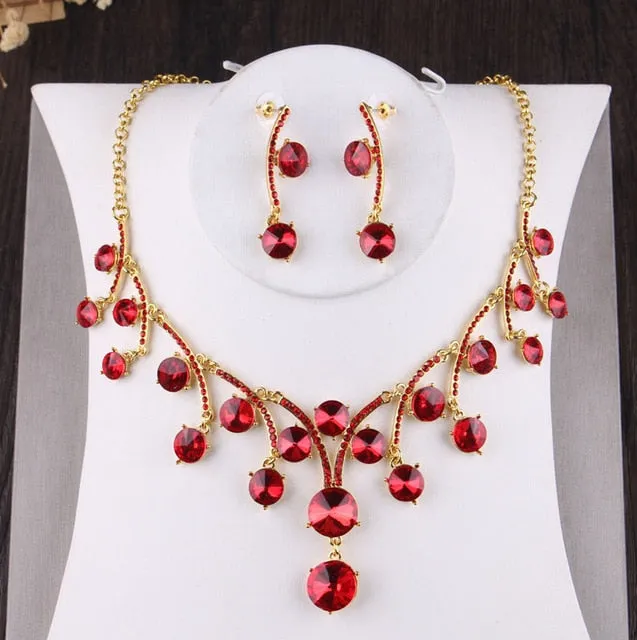 Baroque Vintage Gold-Plated Red Crystal and Rhinestone Tiara, Necklace & Earrings Jewelry Set