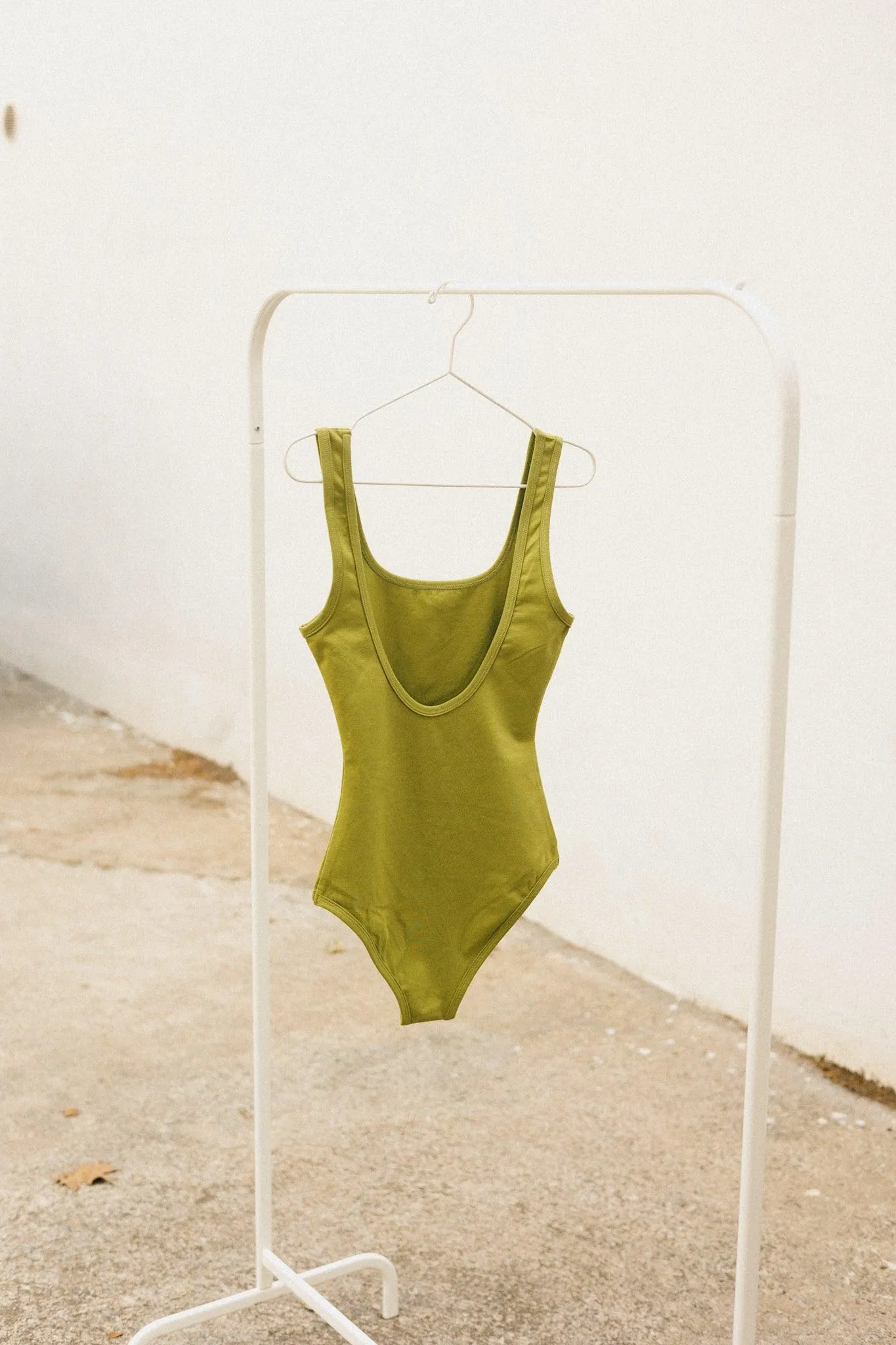 BASIC BODYSUIT