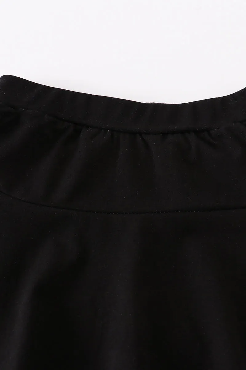 Black basic skort