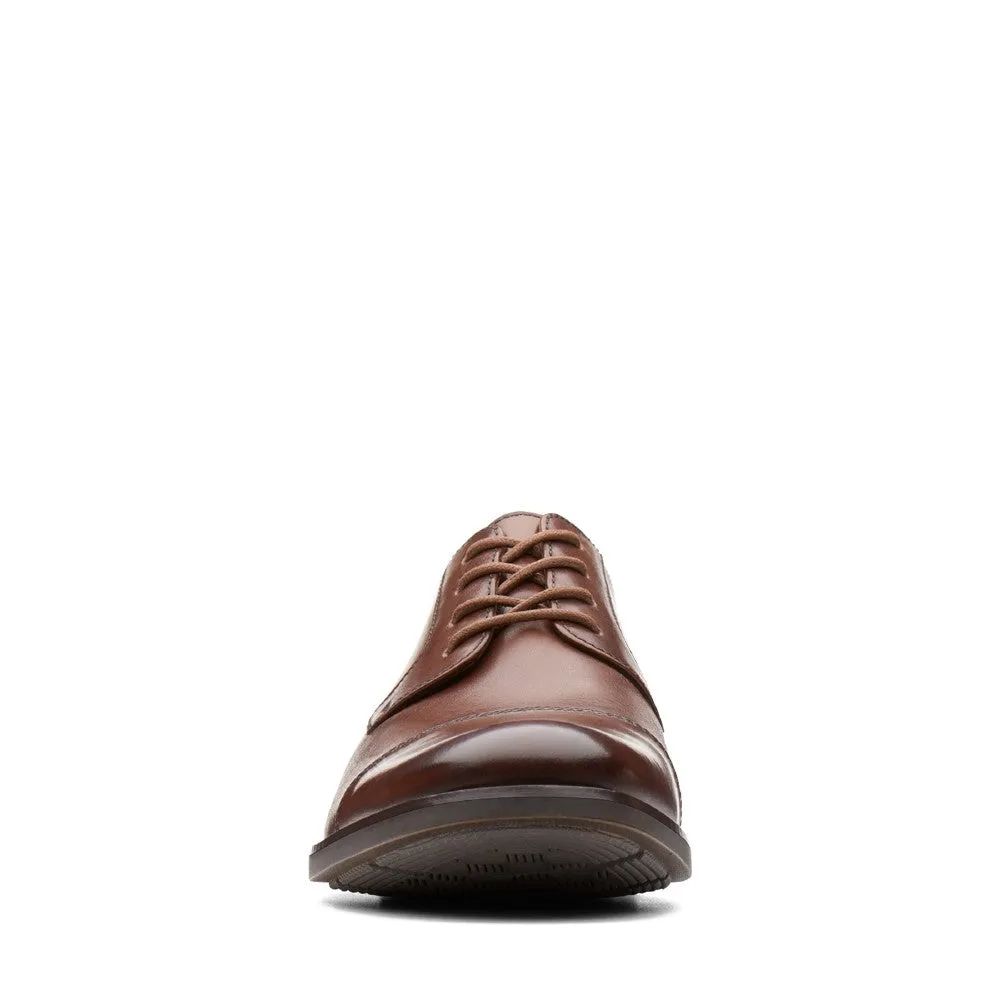 Clarks Becken Cap Lace Up Shoe