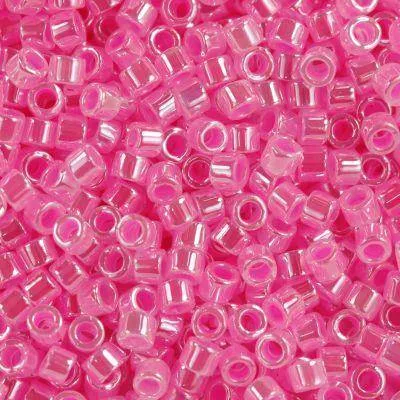 DB00-0246, Miyuki 5.2g Dark Pink Lined Crystal