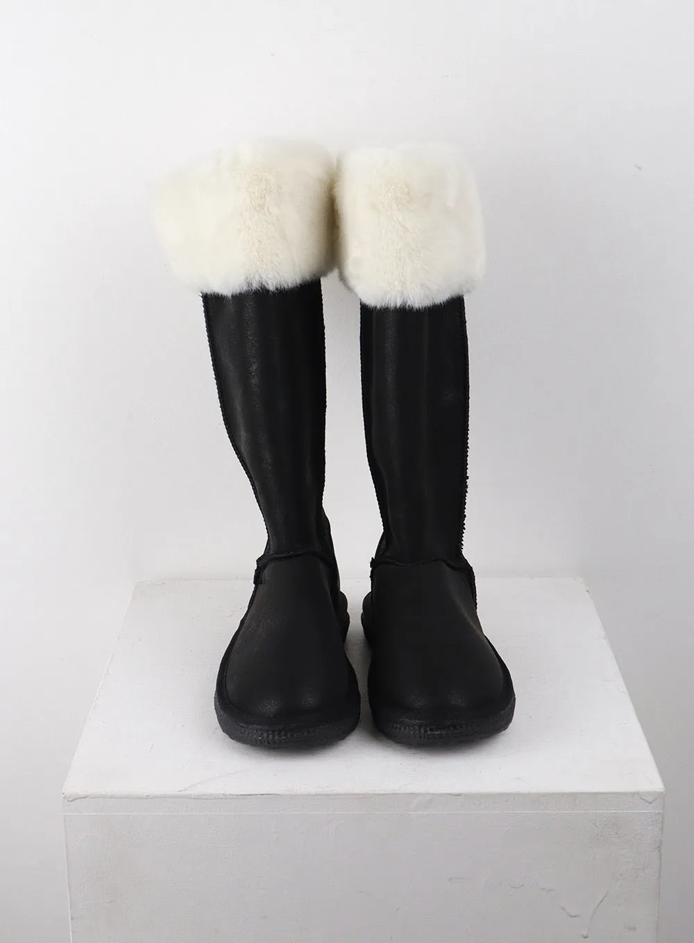 Flat Faux Shearling Ankle Boots CJ405