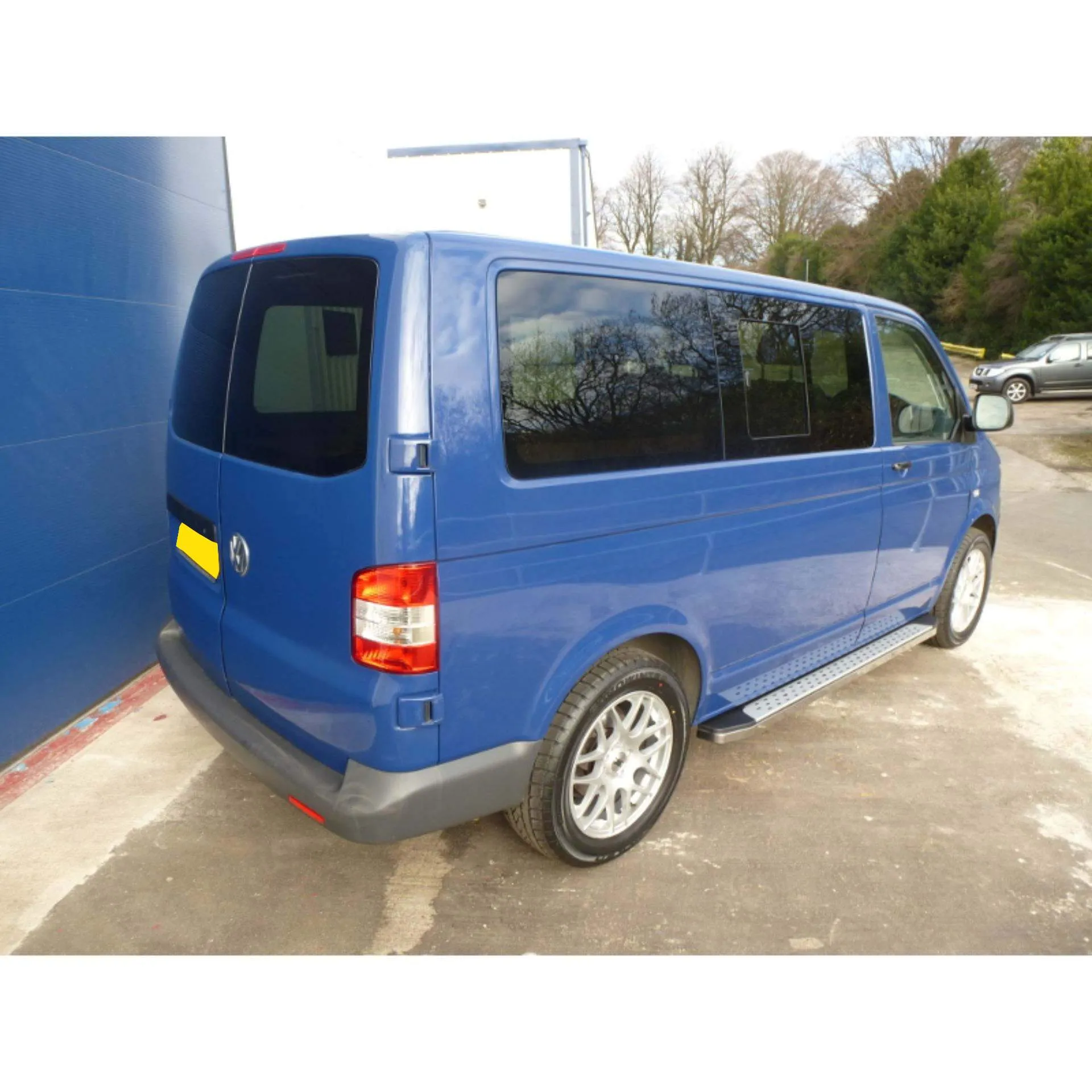 Freedom Side Steps Running Boards for Volkswagen Transporter T5 SWB