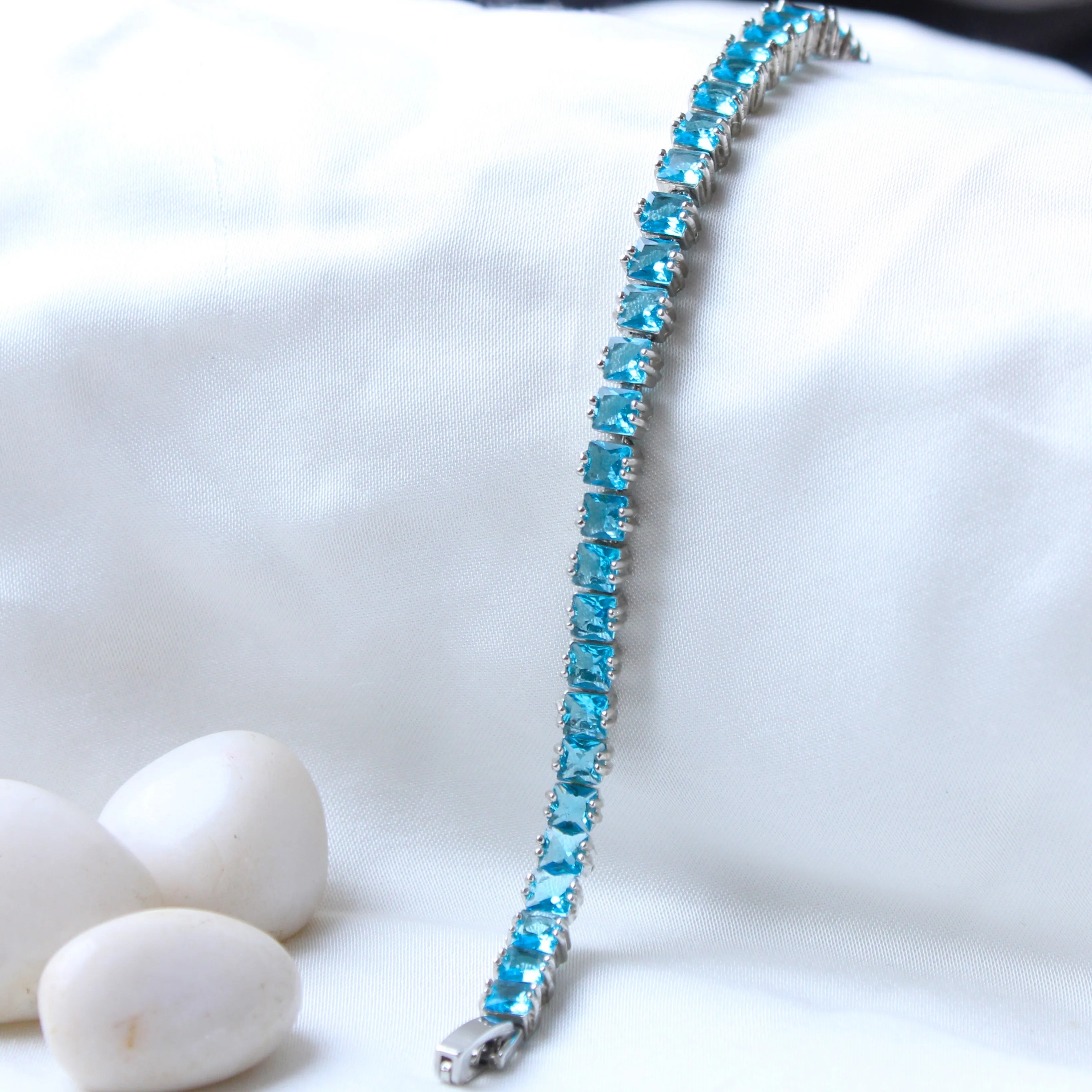 G.Silver Sea Blue Stone Bracelet.