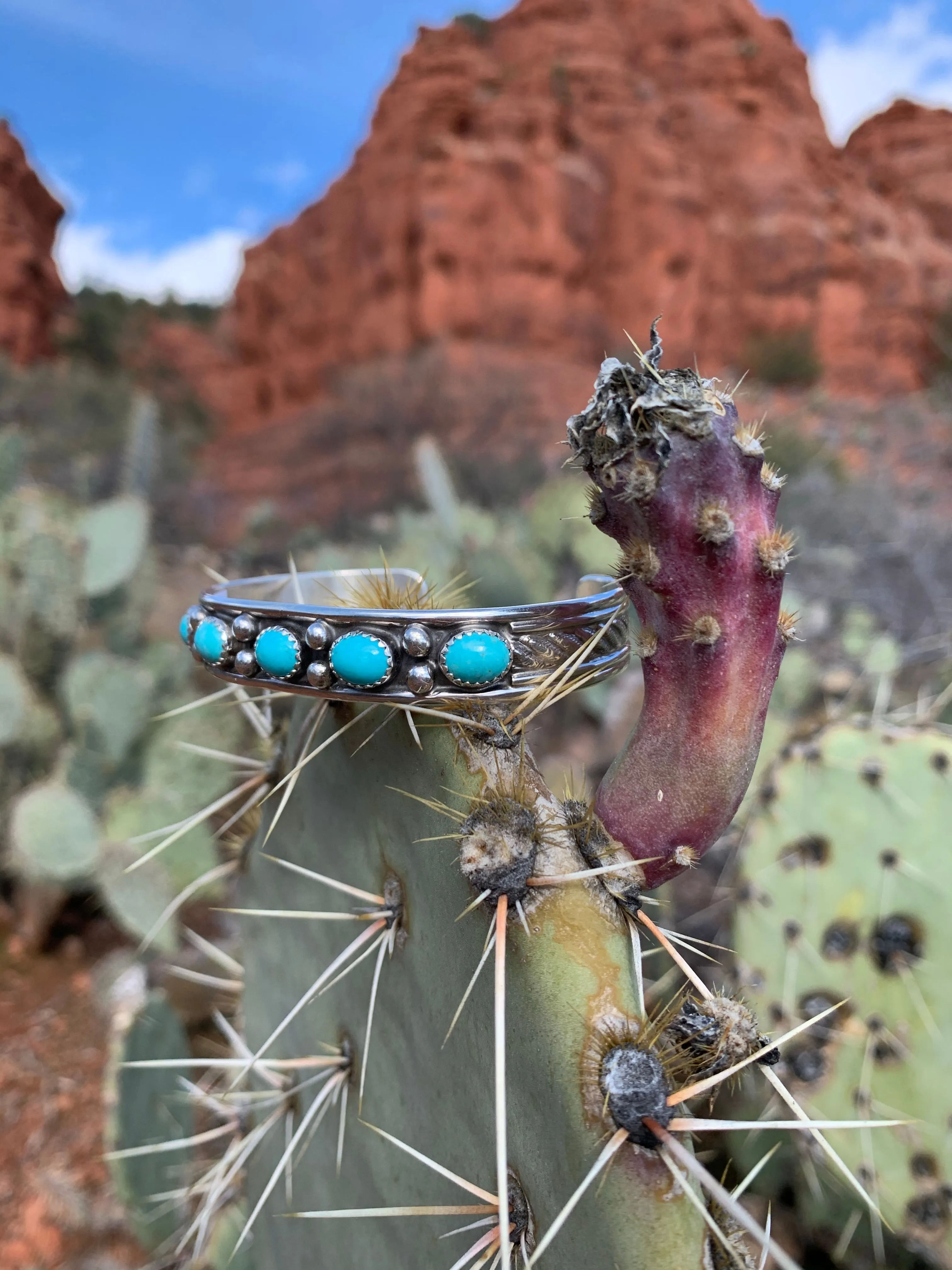 Kingman Turquoise 5 Stone cuff