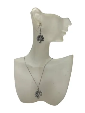 Pewter Peacock Necklace and Earring Set: A Stunning and Elegant Gift for the Fashionista in Your Life