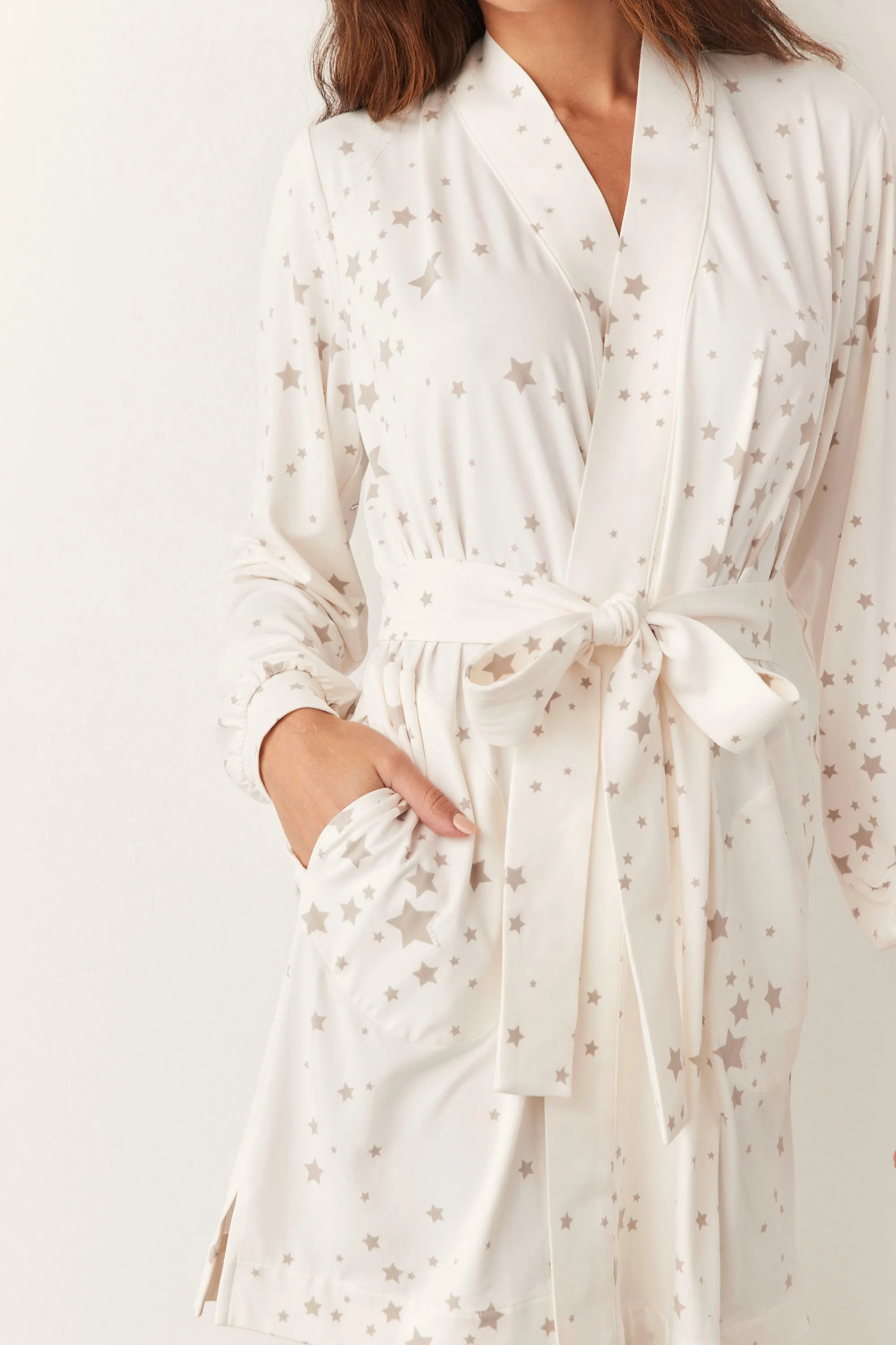 Quinn Banded Short Robe | Taupe Stars