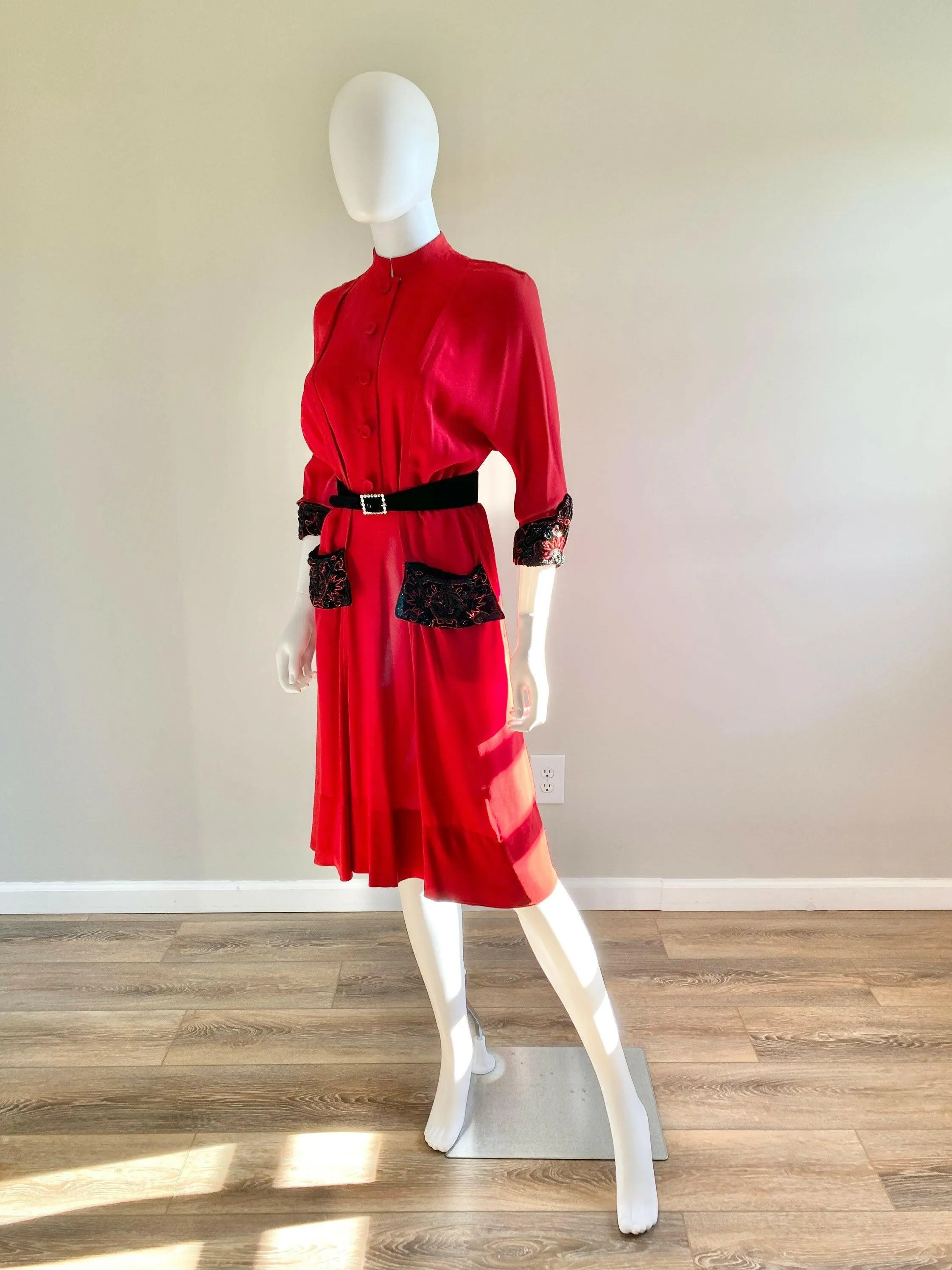 Vintage 1950s Red Rayon Dress / 50s holiday dress Size M